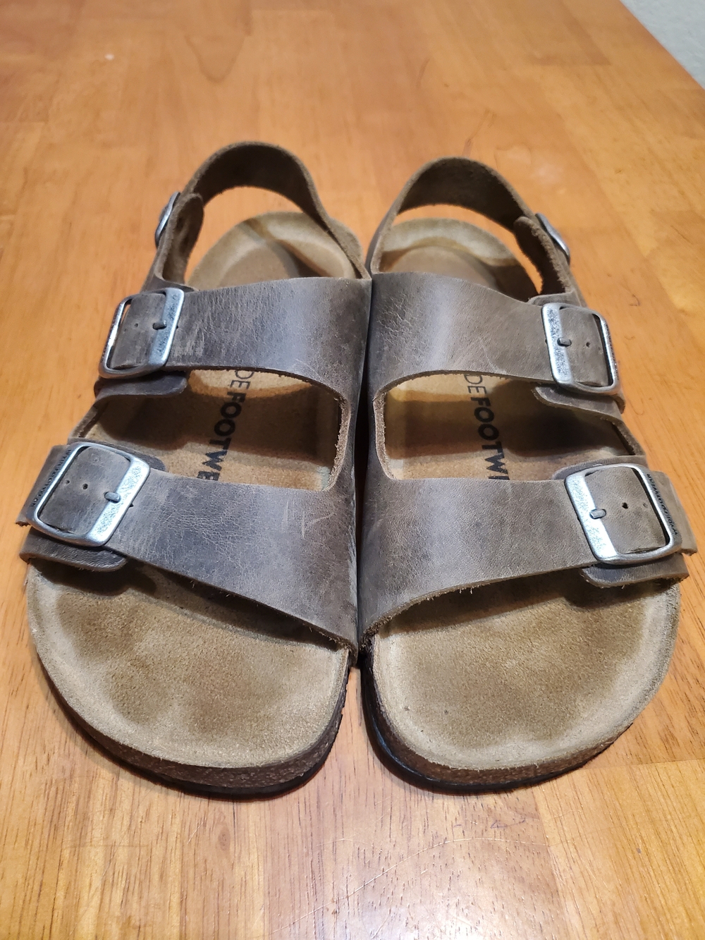 Maia Strap Kaki Green Leather Sandals